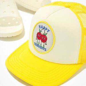 American Eagle🍒Happy Thoughts Snapback Trucker Hat
